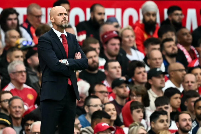 Ten Hag đã mắc nhiều sai lầm trước Liverpool